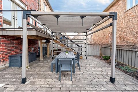 Photo 33 at 29 Rothwell Street, Rural Aurora, Aurora