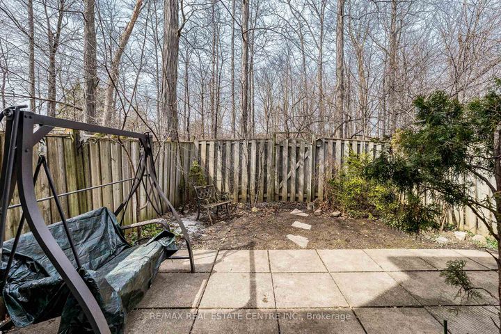 Photo 24 at 7 Morley Crescent, Central Park, Brampton