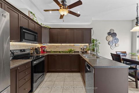 Photo 7 at 17 CRANBERRY Lane, 400 West, Barrie