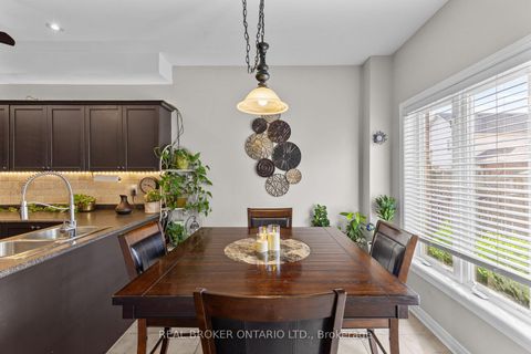 Photo 11 at 17 CRANBERRY Lane, 400 West, Barrie