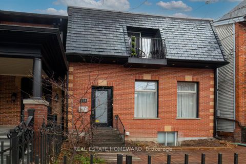 Photo 0 at 136 Spruce Street, South St. James Town, Toronto