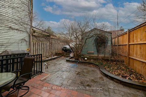 Photo 26 at 136 Spruce Street, South St. James Town, Toronto