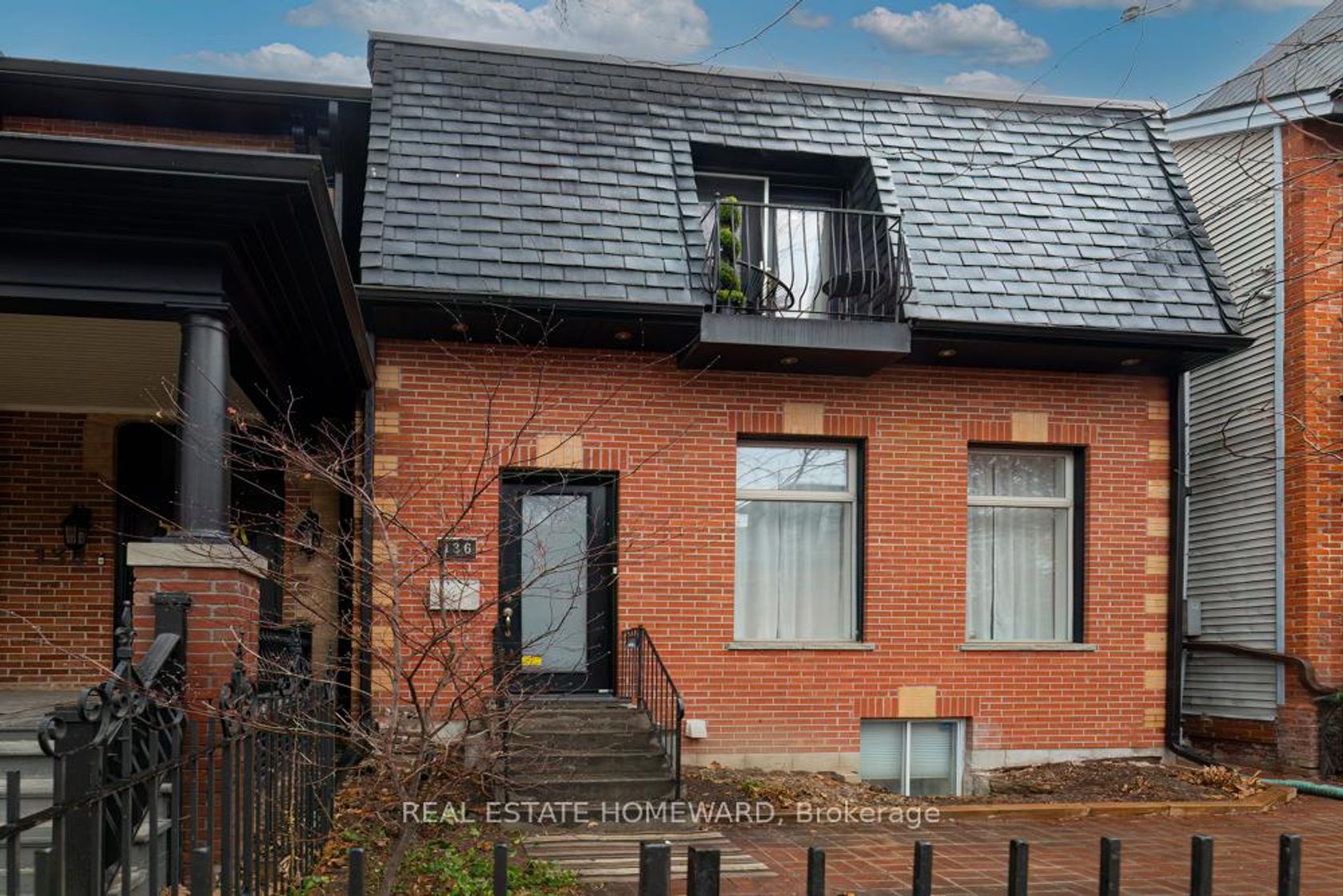 136 Spruce Street, South St. James Town, Toronto 