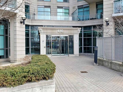 Photo 3 at LPH01 - 410 Queens Quay W, Waterfront Communities C1, Toronto