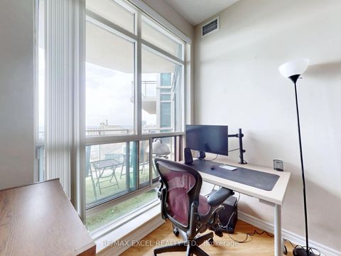 Photo 9 at LPH01 - 410 Queens Quay W, Waterfront Communities C1, Toronto