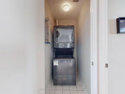 Photo 12 at LPH01 - 410 Queens Quay W, Waterfront Communities C1, Toronto