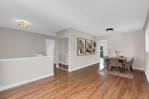 Photo 2 at 47 Chalmers Drive, Painswick South, Barrie