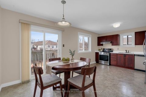 Photo 4 at 47 Chalmers Drive, Painswick South, Barrie