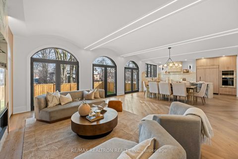 Photo 11 at 38 Ridgevale Drive, Lawrence, Toronto