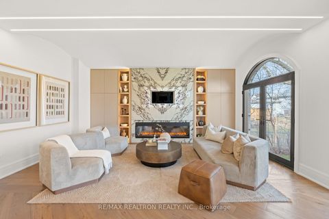 Photo 12 at 38 Ridgevale Drive, Lawrence, Toronto