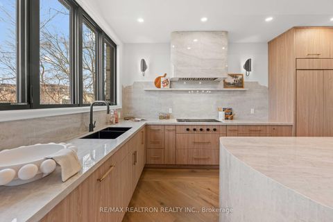 Photo 18 at 38 Ridgevale Drive, Lawrence, Toronto