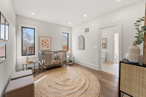 Photo 32 at 38 Ridgevale Drive, Lawrence, Toronto