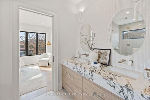 Photo 33 at 38 Ridgevale Drive, Lawrence, Toronto