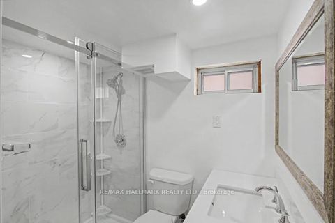 Photo 24 at 37 Avis Crescent, Parkview, Toronto