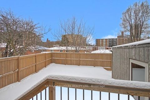 Photo 27 at 37 Avis Crescent, Parkview, Toronto