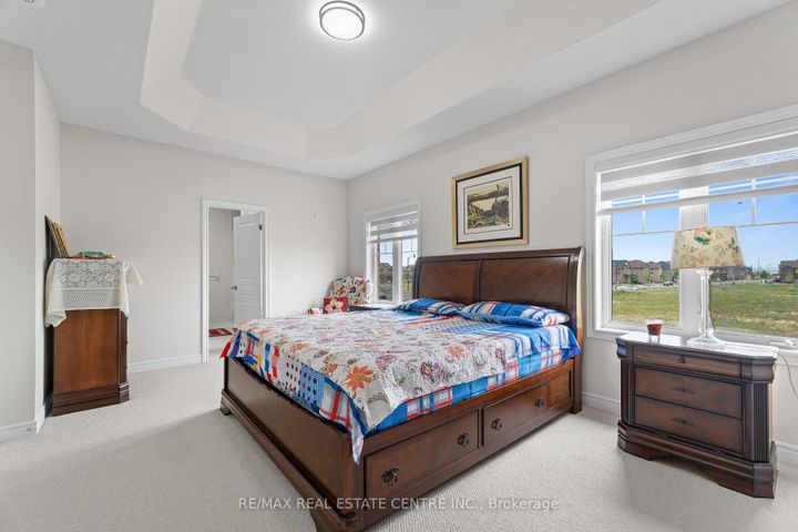 Photo 15 at 8 Oconnor Crescent, Northwest Brampton, Brampton