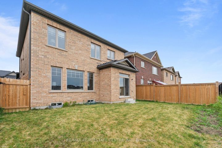 Photo 23 at 8 Oconnor Crescent, Northwest Brampton, Brampton