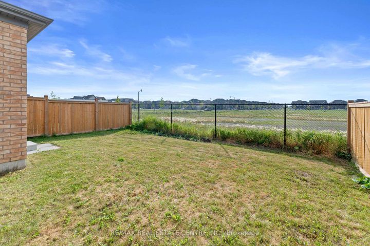 Photo 24 at 8 Oconnor Crescent, Northwest Brampton, Brampton