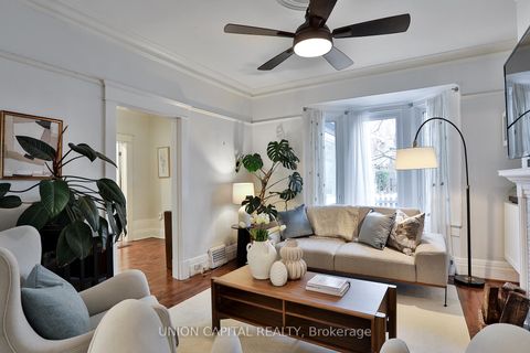 Photo 16 at 77 Eastwood Road, Woodbine Corridor, Toronto