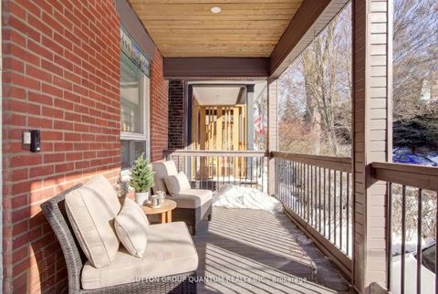 Photo 2 at 232 Pearson Avenue, Swansea, Toronto