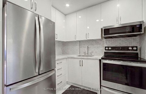 Photo 26 at 232 Pearson Avenue, Swansea, Toronto