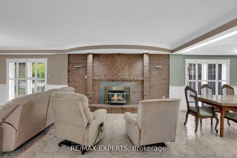 Photo 18 at 80 Colucci Drive, East Woodbridge, Vaughan