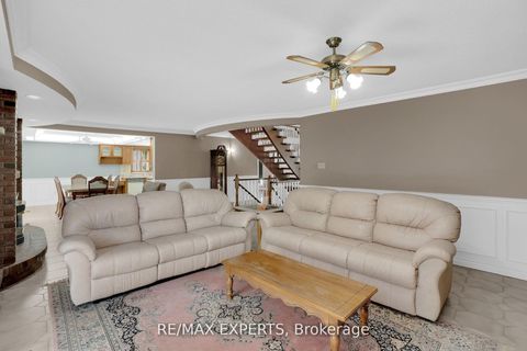 Photo 21 at 80 Colucci Drive, East Woodbridge, Vaughan