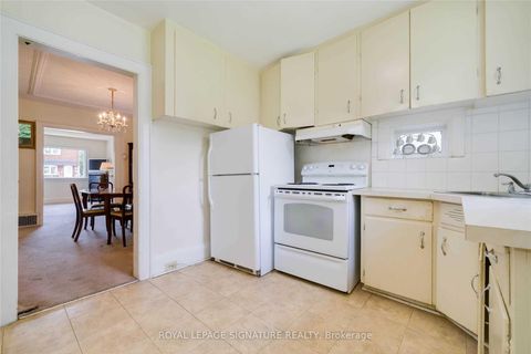 Photo 13 at 66 Glengarry Avenue, Lawrence Park North, Toronto