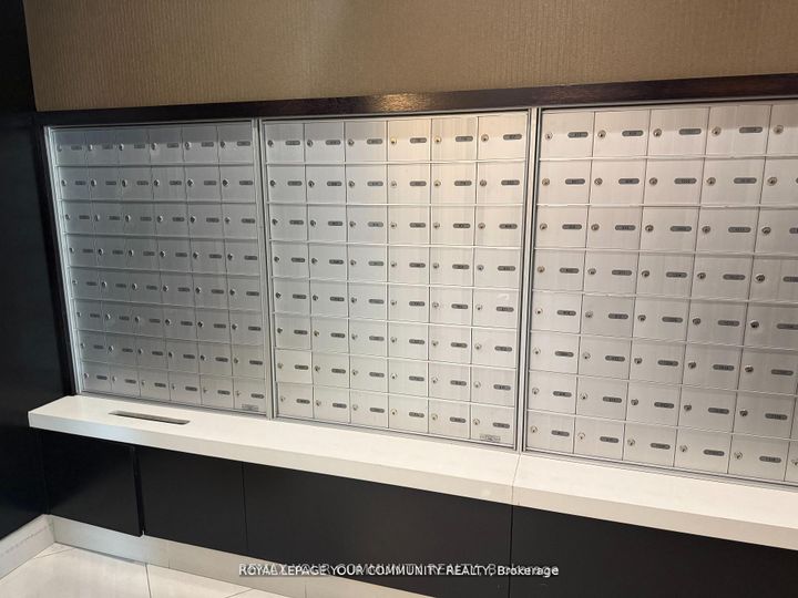 Photo 20 at 208 - 520 Steeles Avenue W, Yorkhill, Vaughan