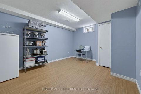 Photo 16 at 115 Lion's Gate Boulevard, Little Lake, Barrie