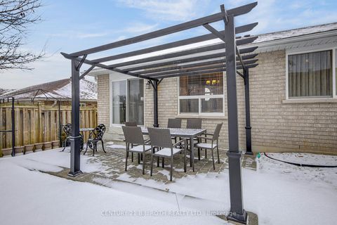 Photo 17 at 115 Lion's Gate Boulevard, Little Lake, Barrie