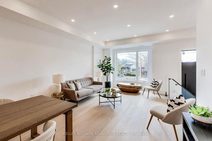 Photo 3 at 104 Yardley Avenue, Parkview, Toronto