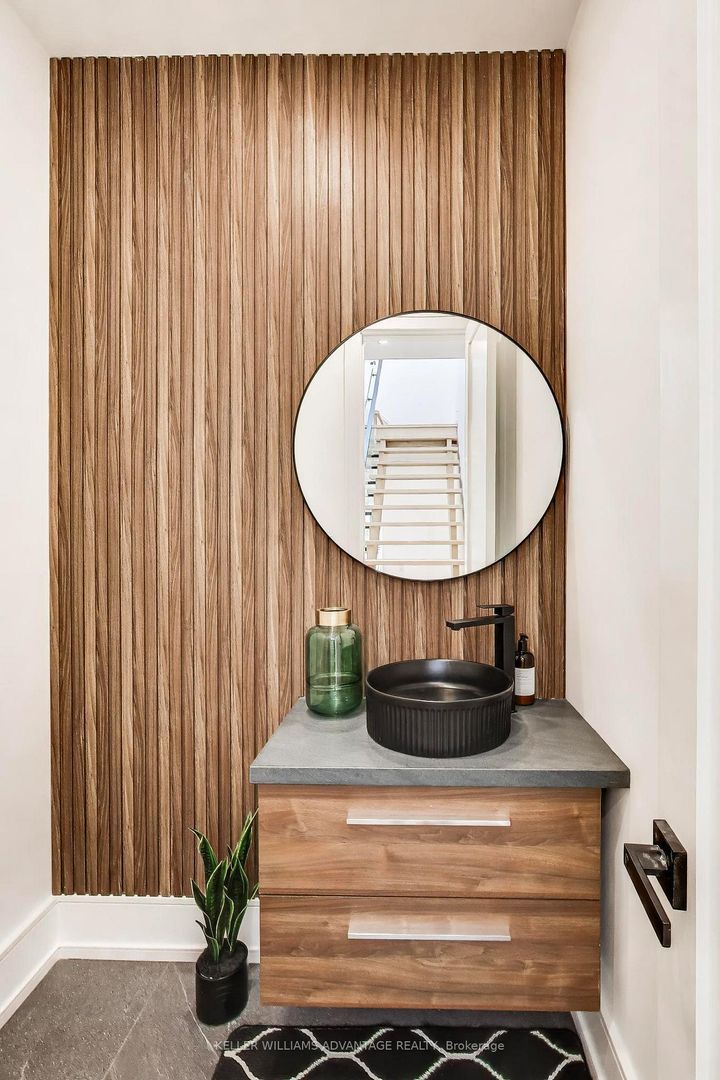 Photo 16 at 104 Yardley Avenue, Parkview, Toronto