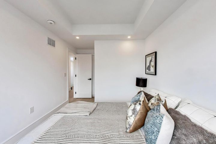 Photo 29 at 104 Yardley Avenue, Parkview, Toronto