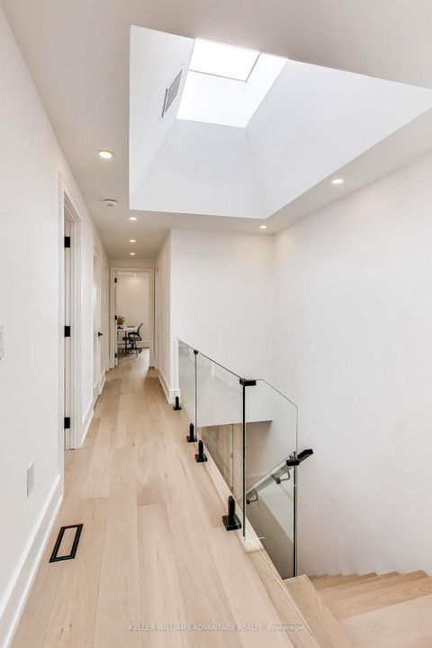 Photo 17 at 104 Yardley Avenue, Parkview, Toronto