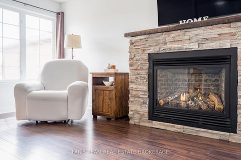 Photo 10 at 1004 Leslie Drive, Alcona, Innisfil