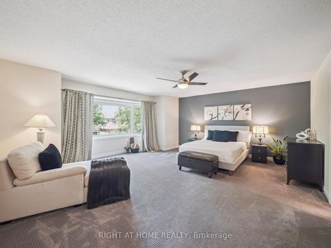 Photo 21 at 100 Carlyle Crescent, Aurora Highlands, Aurora