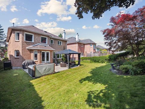 Photo 35 at 100 Carlyle Crescent, Aurora Highlands, Aurora