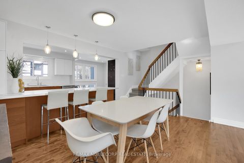 Photo 16 at 52 - 1080 Walden Circle, Clarkson, Mississauga