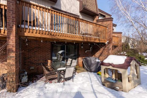 Photo 22 at 52 - 1080 Walden Circle, Clarkson, Mississauga