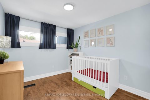 Photo 28 at 52 - 1080 Walden Circle, Clarkson, Mississauga