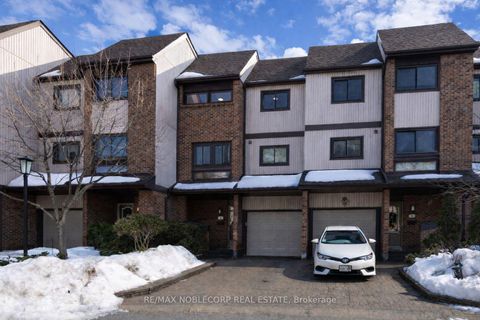 Photo 31 at 52 - 1080 Walden Circle, Clarkson, Mississauga