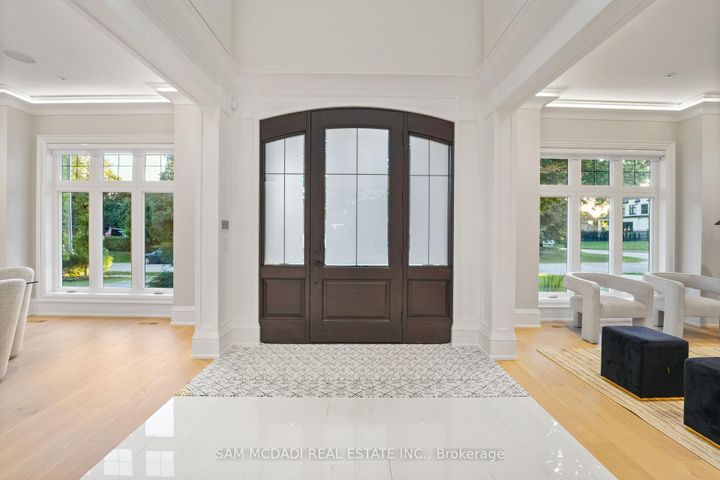 Photo 2 at 371 Willis Drive, WO West, Oakville