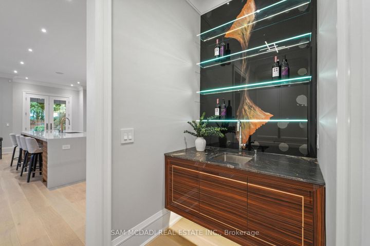 Photo 7 at 371 Willis Drive, WO West, Oakville