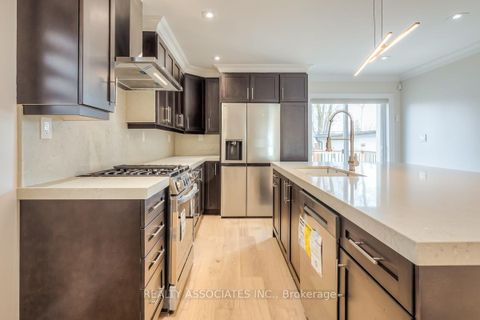 Photo 7 at 348 Miami Drive, Keswick South, Georgina