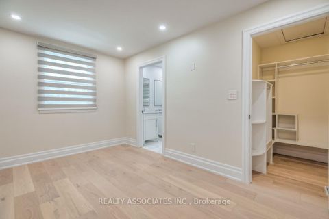 Photo 12 at 348 Miami Drive, Keswick South, Georgina