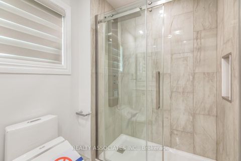 Photo 15 at 348 Miami Drive, Keswick South, Georgina