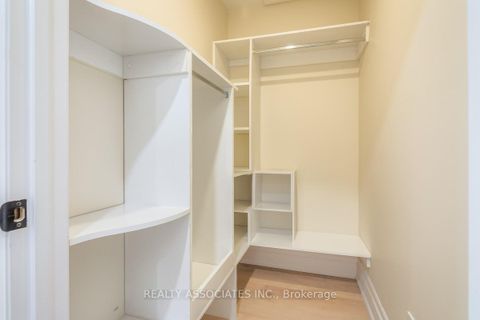 Photo 16 at 348 Miami Drive, Keswick South, Georgina