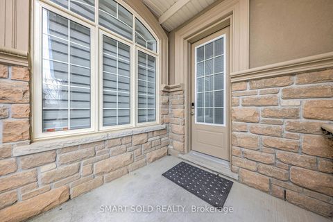 Photo 6 at 25 Munsie Drive, Nobleton, King