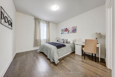 Photo 33 at 25 Munsie Drive, Nobleton, King